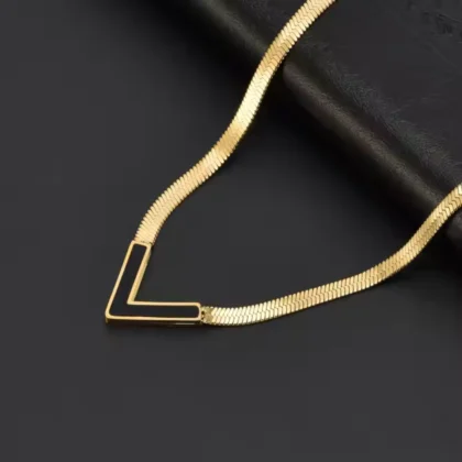 Black V-Snake Chain