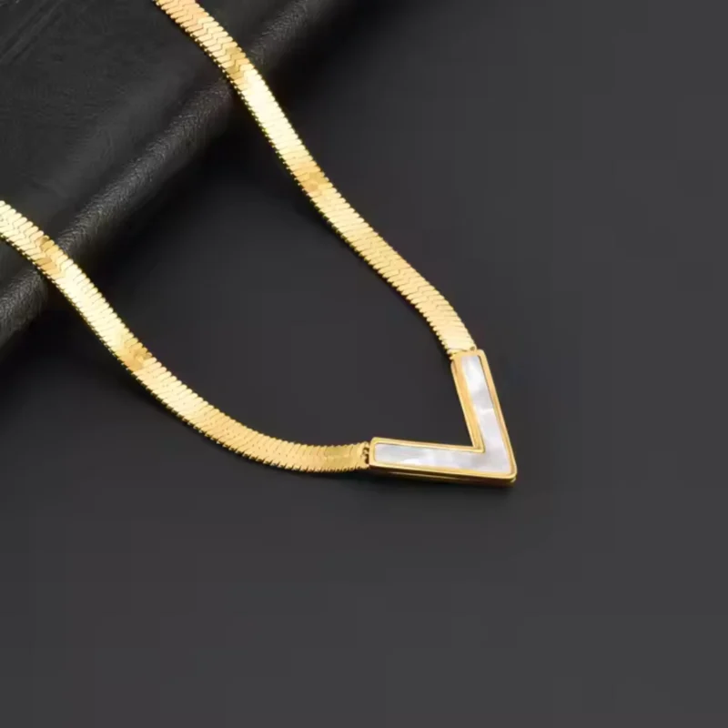 White V-Snake Chain